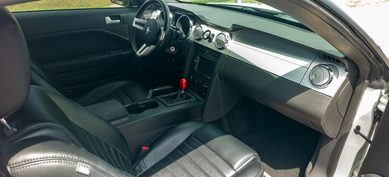 Ford Mustang GT Premium , снимка 11 - Автомобили и джипове - 54740719