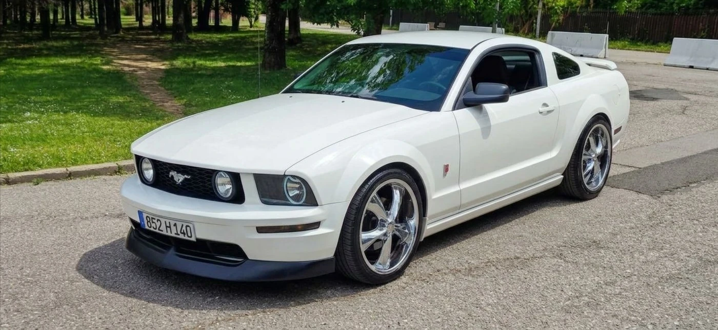 Ford Mustang GT Premium 