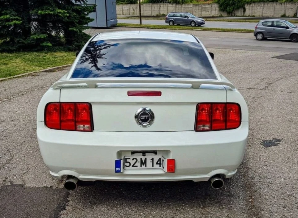 Ford Mustang GT Premium , снимка 8 - Автомобили и джипове - 54740719