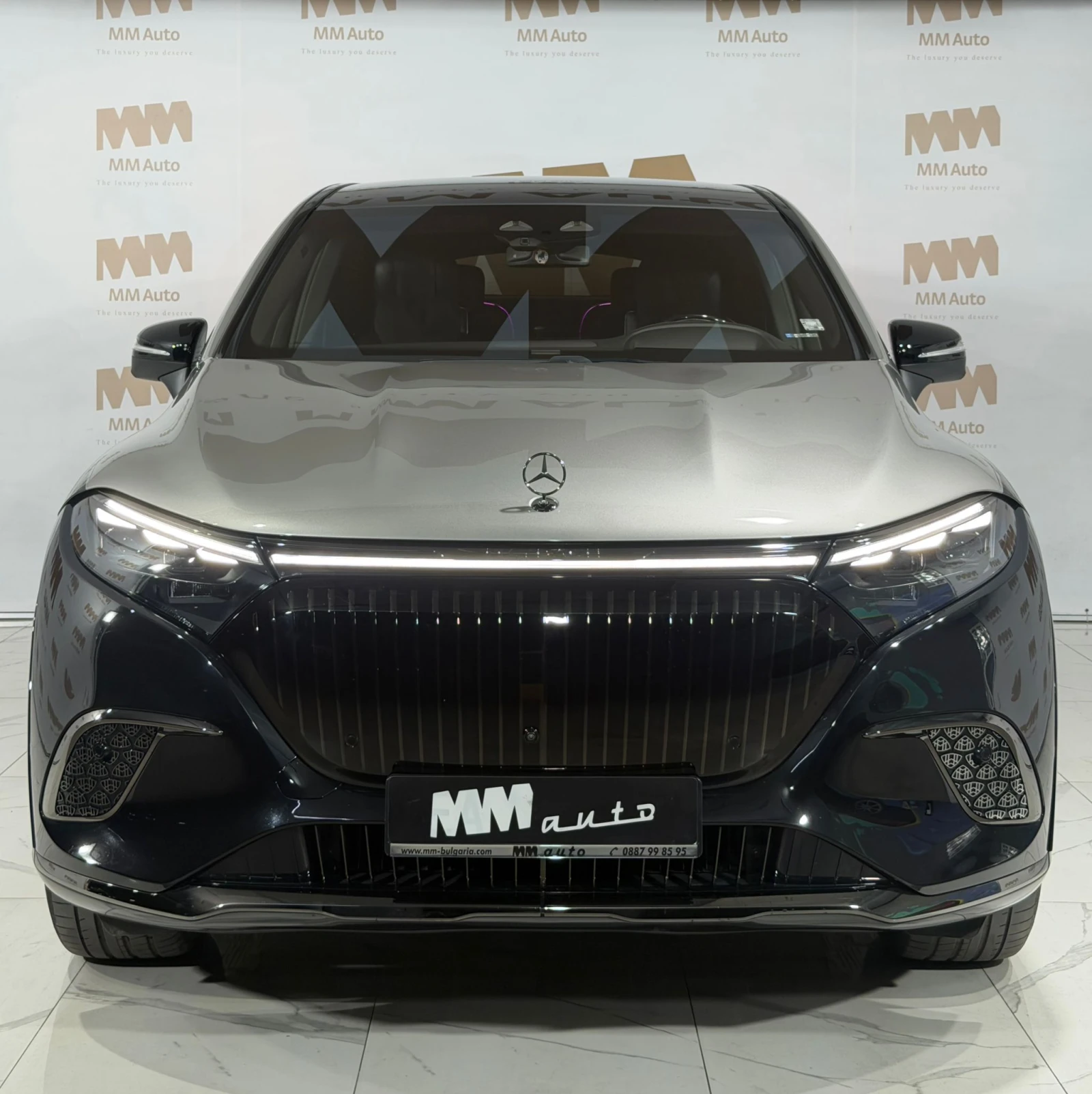 Mercedes-Benz EQS SUV 680 Maybach NightSeries* TV* BiColor* Chauffeu, снимка 4 - Автомобили и джипове - 54800646
