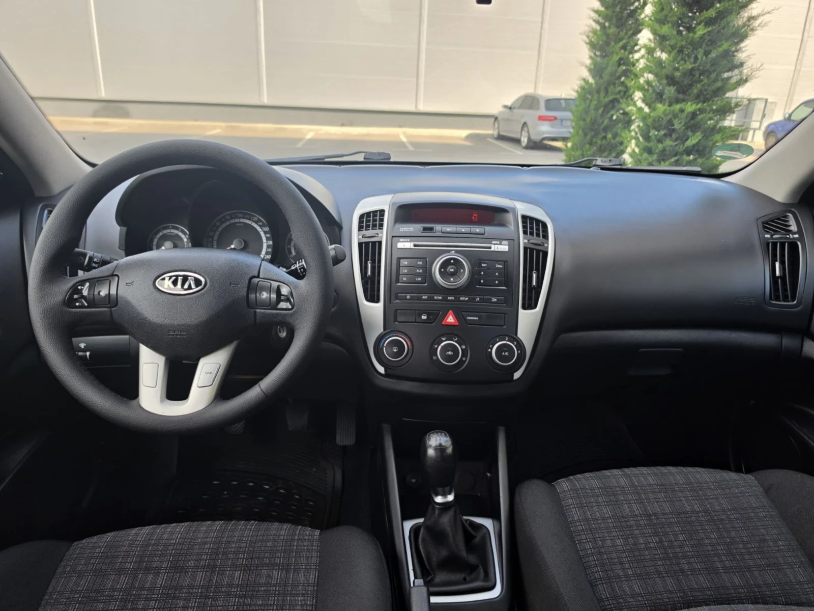 Kia Ceed | Mobile.bg � ����������� 9