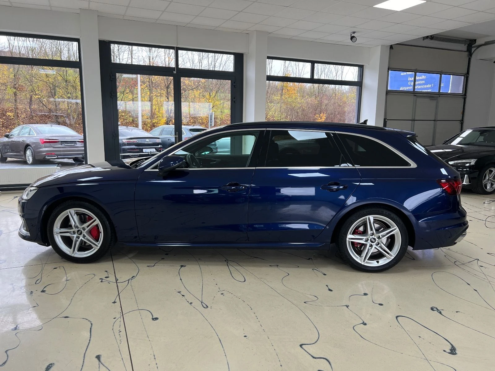 Audi A4 S LINE  BUSINESS CLASS, снимка 4 - Автомобили и джипове - 54917714