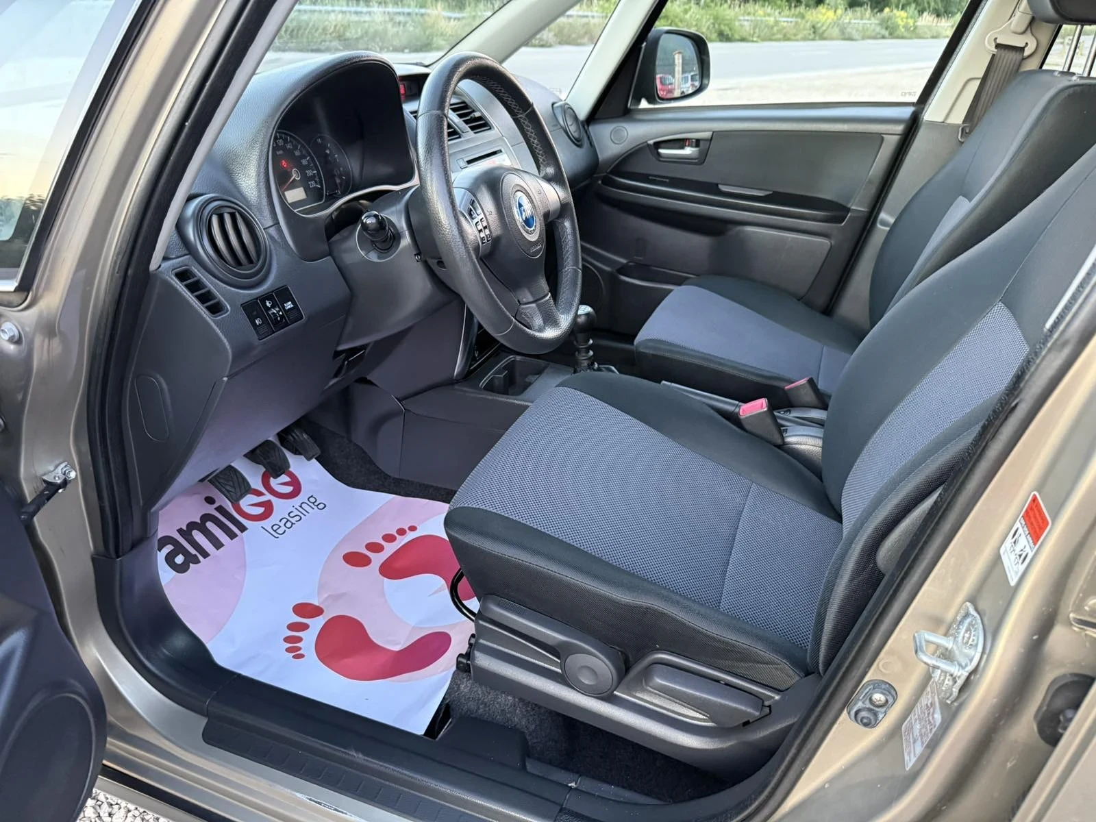 Fiat Sedici 1.9 DDIS 4x4, снимка 11 - Автомобили и джипове - 54948543
