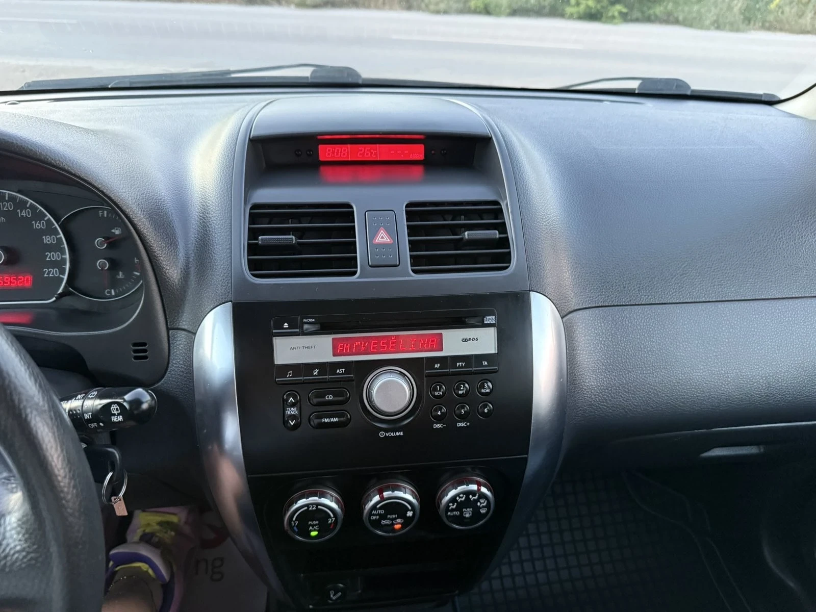 Fiat Sedici 1.9 DDIS 4x4, снимка 14 - Автомобили и джипове - 54948543