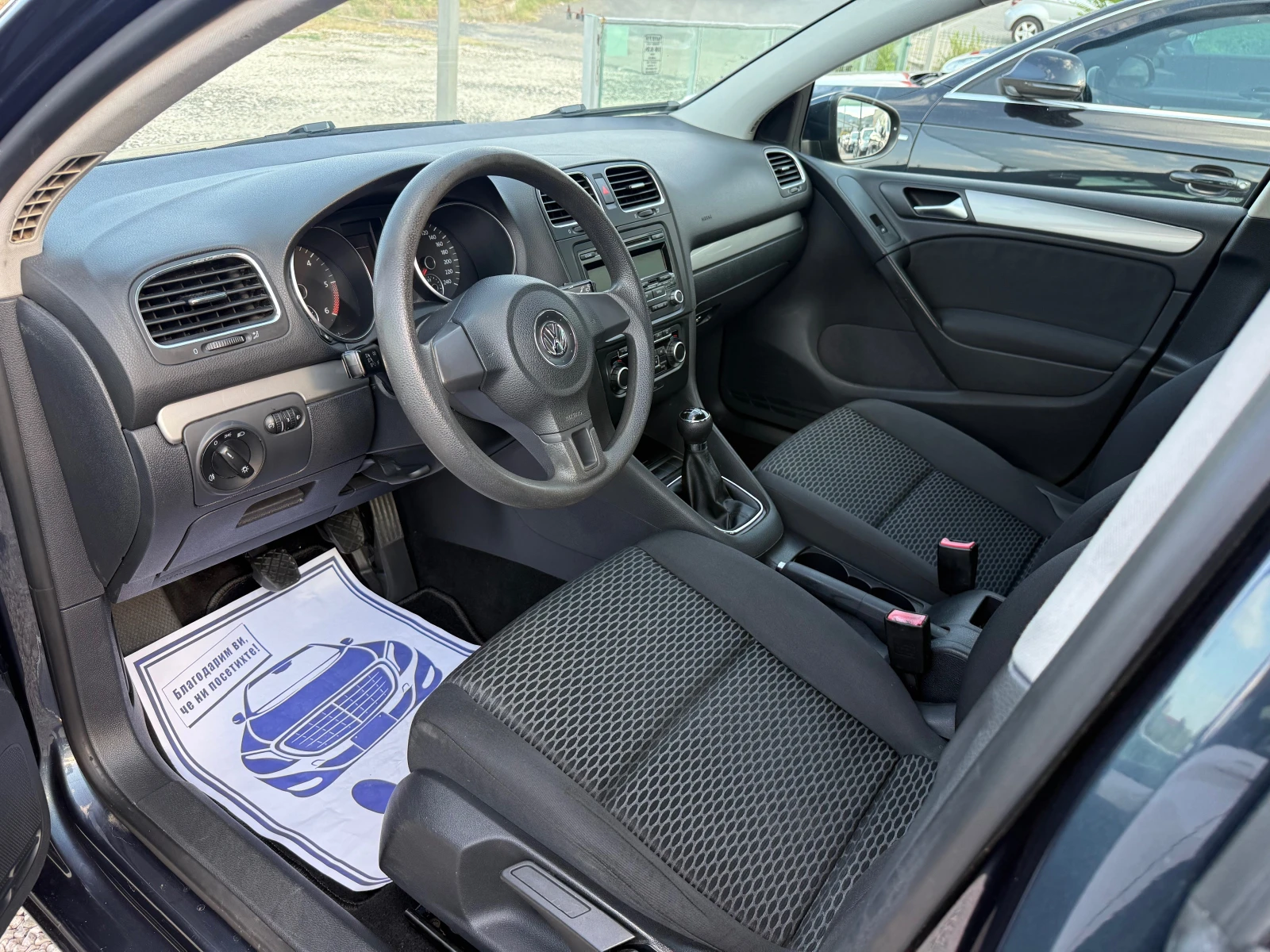 VW Golf 2.0TDi, 110кс, снимка 8 - Автомобили и джипове - 55352659