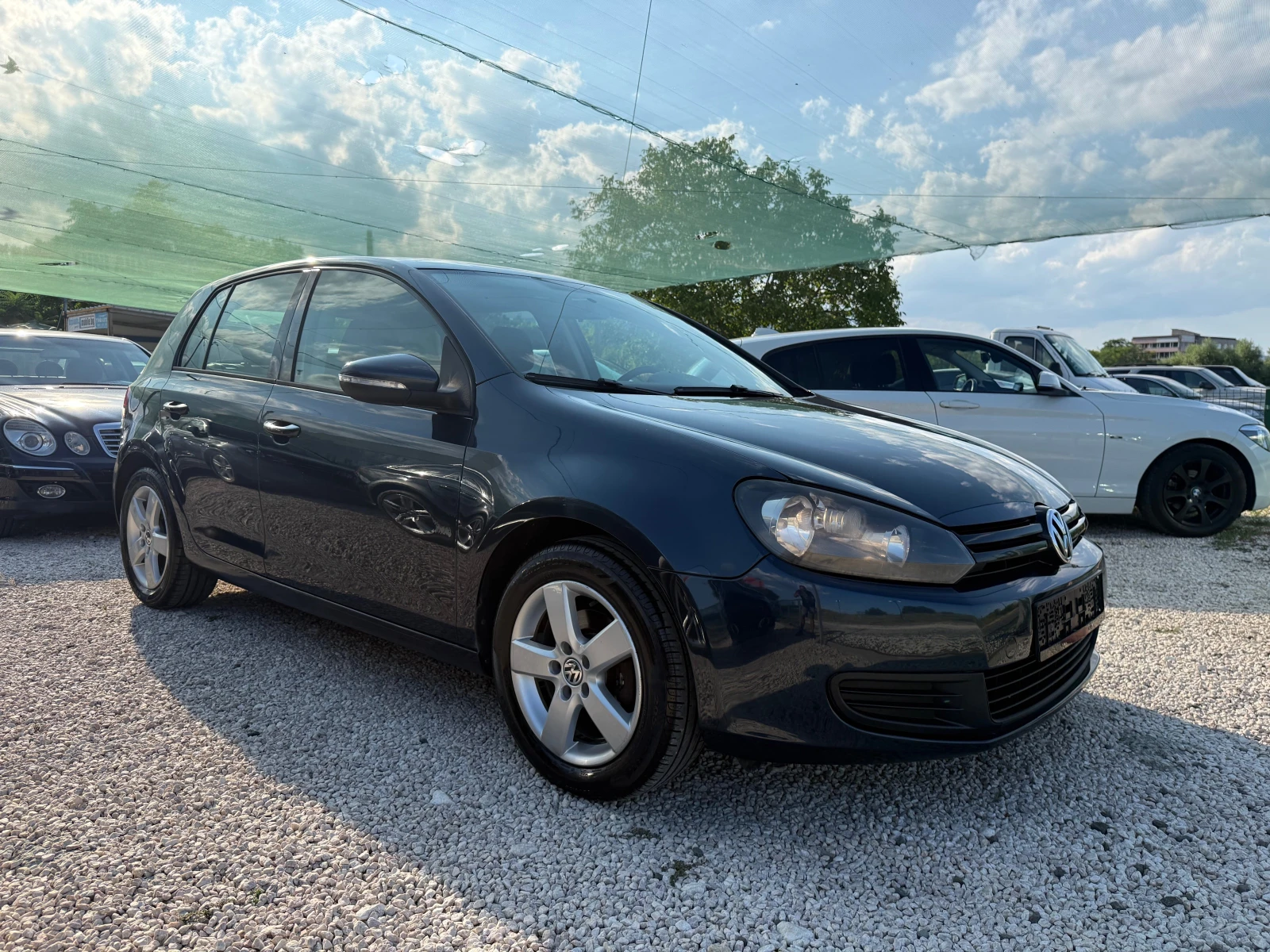 VW Golf 2.0TDi, 110кс, снимка 3 - Автомобили и джипове - 55352659