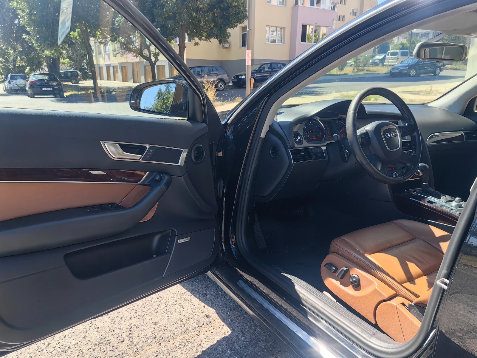 Audi A6 2.4i газ/бензин, снимка 7 - Автомобили и джипове - 55693929