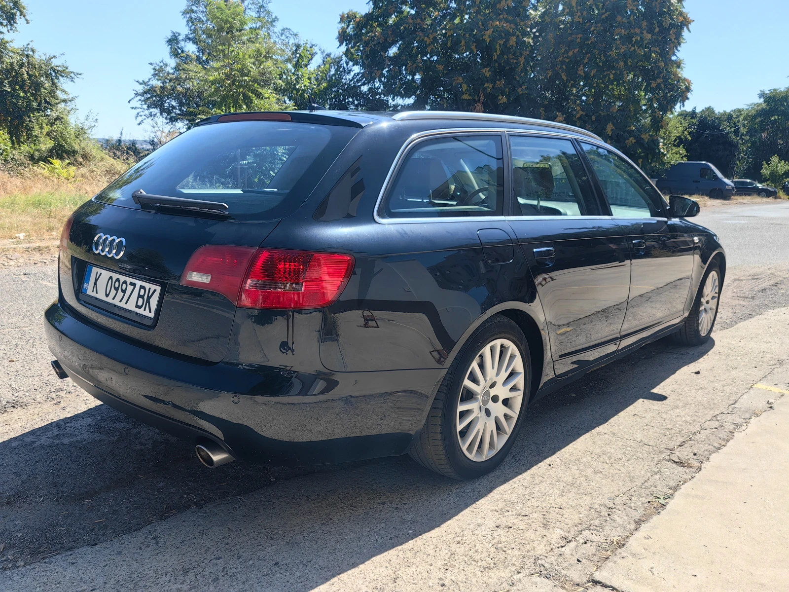 Audi A6 2.4i газ/бензин, снимка 3 - Автомобили и джипове - 55693929