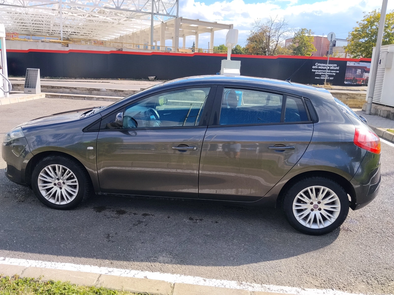 Fiat Bravo 1.6 JTD / E 5, снимка 8 - Автомобили и джипове - 56201374