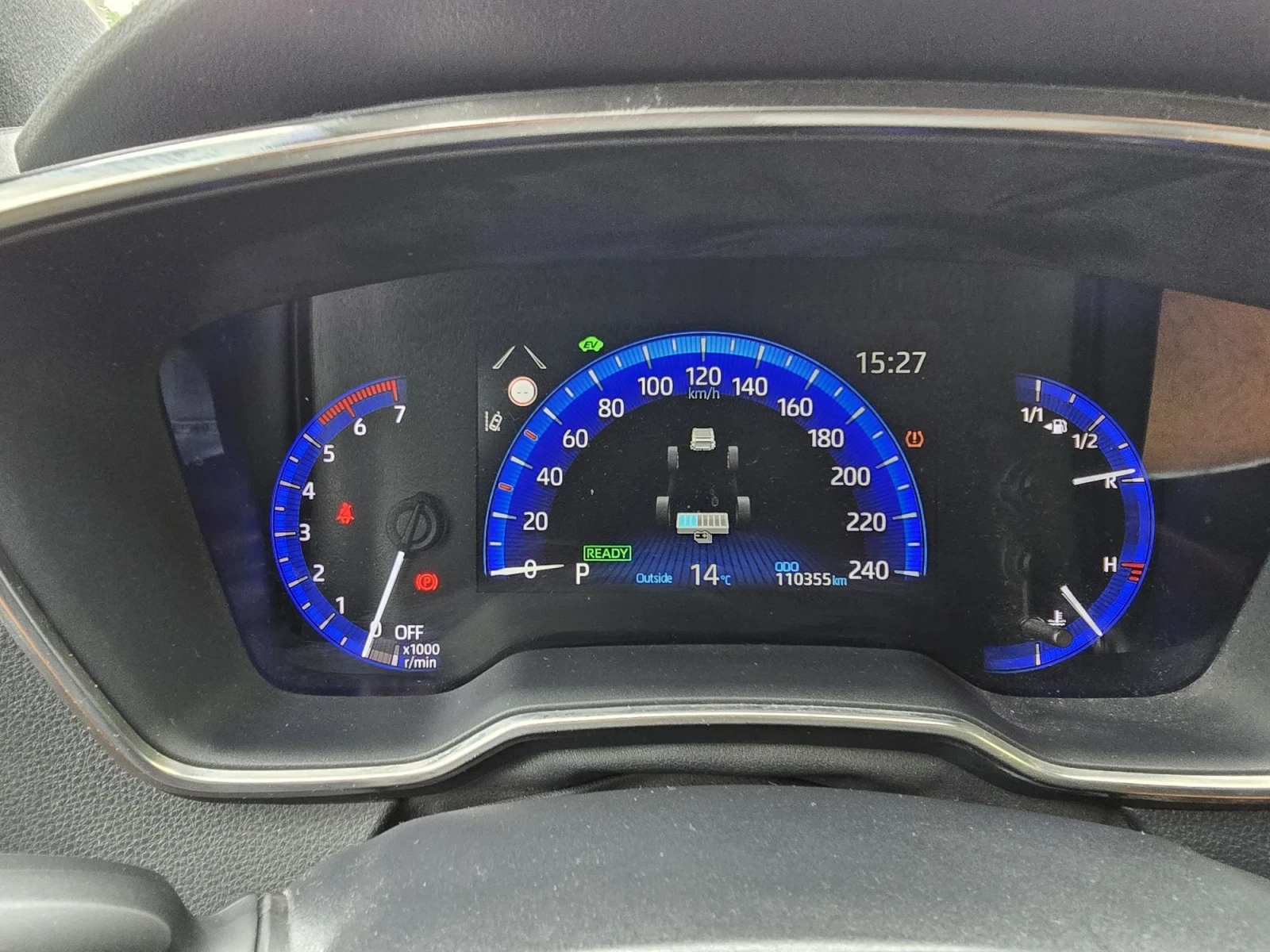 Toyota Corolla PREMIUM/HYBRID/CAMERA, снимка 16 - Автомобили и джипове - 56222438