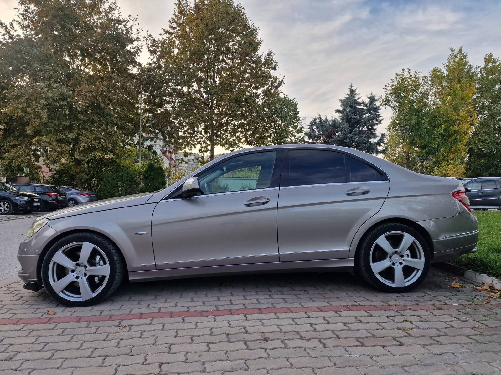 Mercedes-Benz C 320 AVANTGARDE!!? 4MATIC!!!7G!TOP!!! | Mobile.bg � ����������� 5