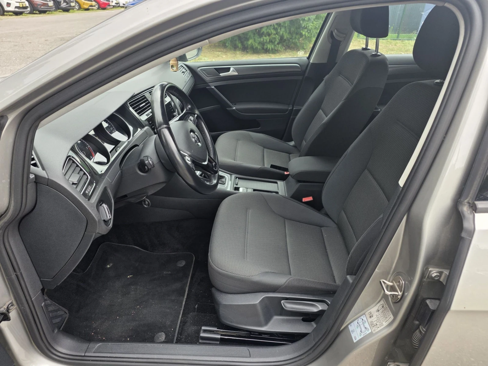 VW Golf 1.6TDI/���������/NAVI | Mobile.bg � ����������� 9