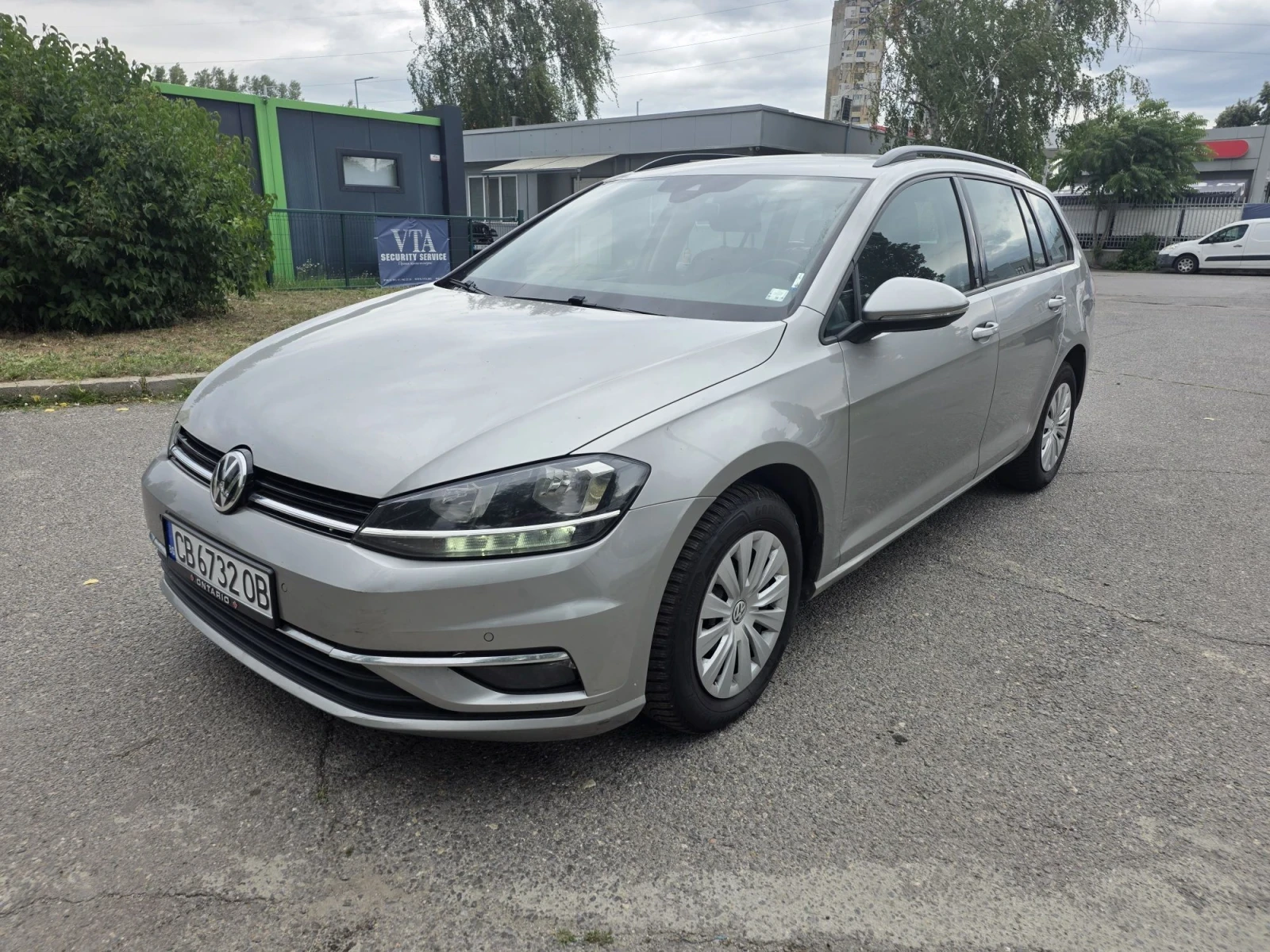 VW Golf 1.6TDI/АВТОМАТИК/NAVI