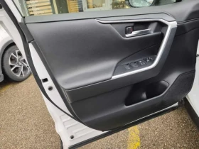 Toyota Rav4 2.5 HV E-CVT 2WD Style, снимка 16