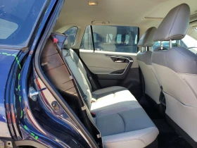Toyota Rav4 2.5* HYBRID* PREMIUM* DISTRONIC* ШИБИДАХ* LANE-ASI | Auto.bg — изображение 12