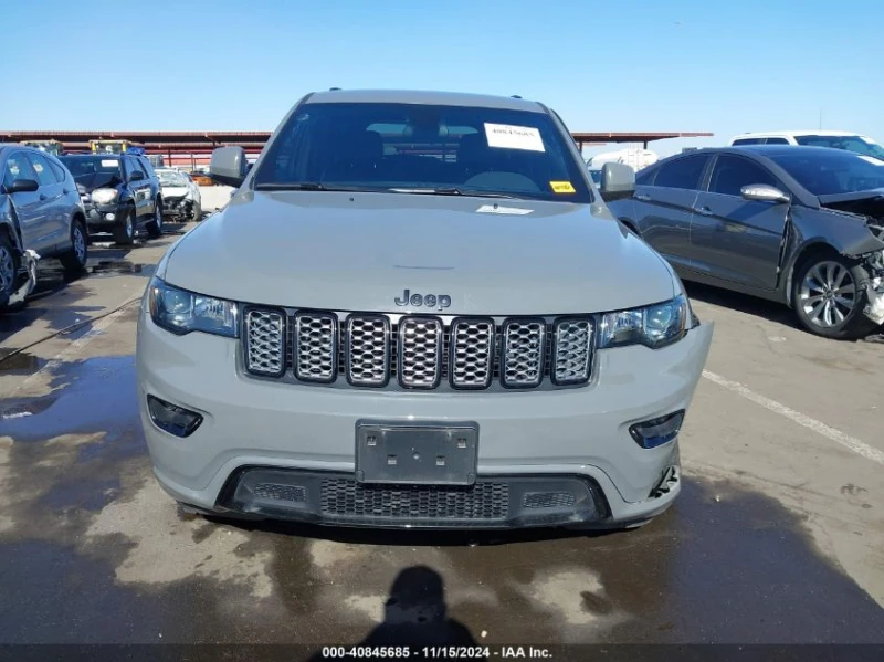 Jeep Grand cherokee Крайна Цена 29800лв до София, снимка 1 - Автомобили и джипове - 48621879