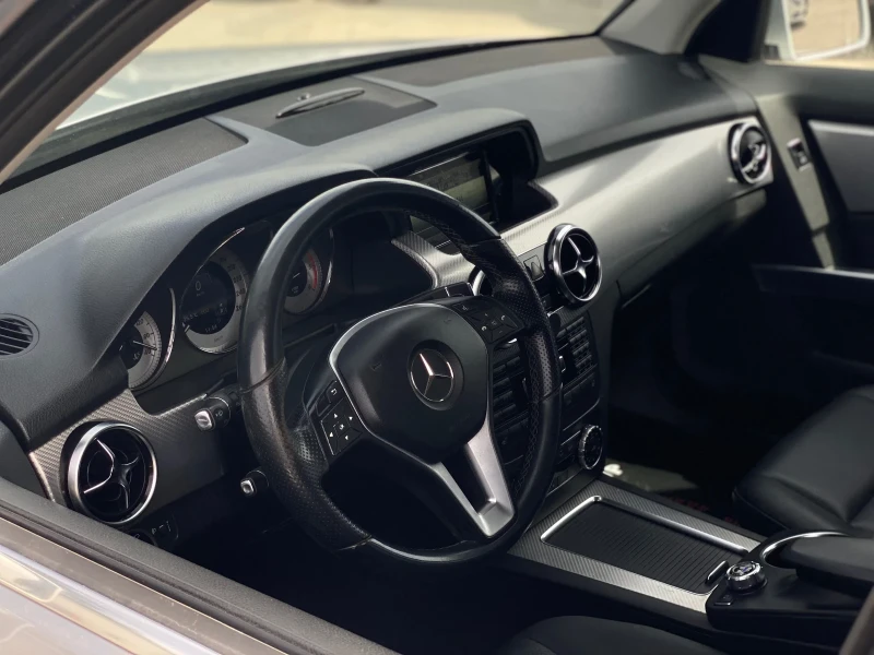 Mercedes-Benz GLK ///AMG 4MATIC CAMERA PARK ASSIST, снимка 8 - Автомобили и джипове - 51493742