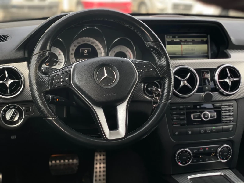Mercedes-Benz GLK ///AMG 4MATIC CAMERA PARK ASSIST, снимка 12 - Автомобили и джипове - 51493742