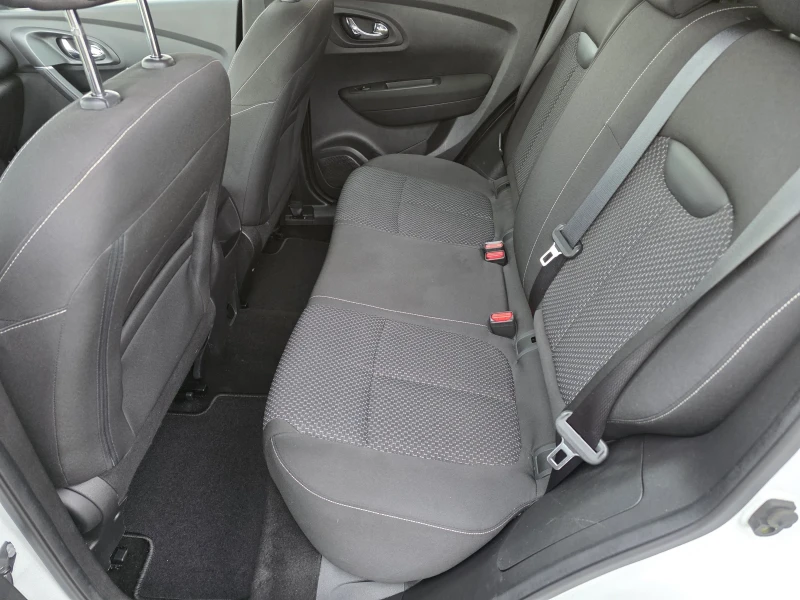 Renault Kadjar 1.5DCI EURO6B , снимка 12 - Автомобили и джипове - 52191691