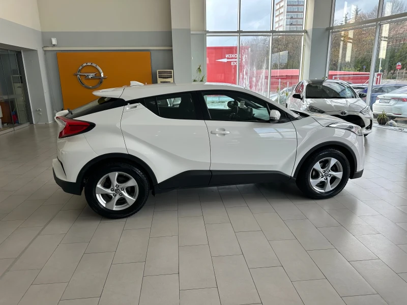 Toyota C-HR 4x4, снимка 4 - Автомобили и джипове - 52545341