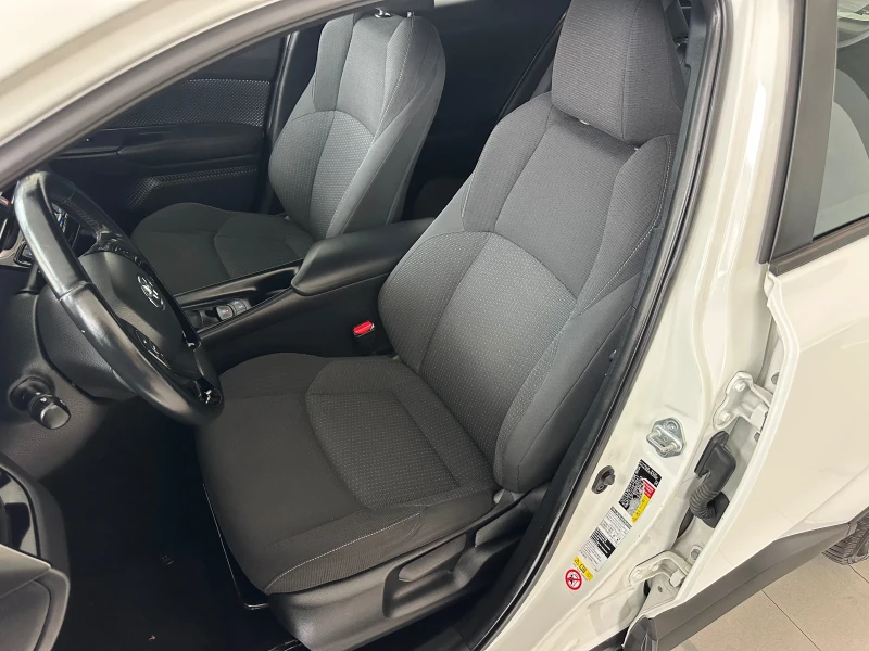 Toyota C-HR 4x4, снимка 6 - Автомобили и джипове - 52545341