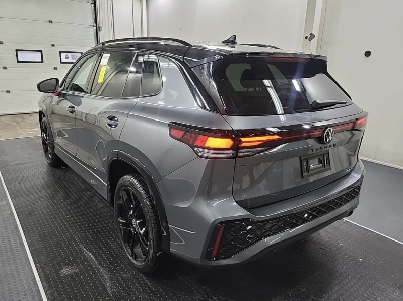 VW Tiguan 2025 Volkswagen TIGUAN R-LINE BLACK EDITION, снимка 6 - Автомобили и джипове - 53077357