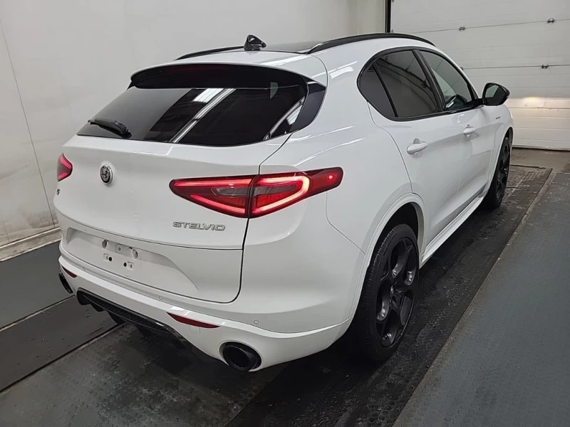 Alfa Romeo Stelvio * VELOCE * CARFAX * БЕЗ ПЪРВОНАЧАЛНА ВНОСКА, снимка 3 - Автомобили и джипове - 53193314