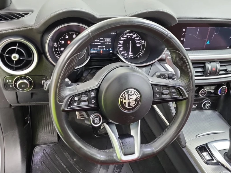 Alfa Romeo Stelvio * VELOCE * CARFAX * БЕЗ ПЪРВОНАЧАЛНА ВНОСКА, снимка 12 - Автомобили и джипове - 53193314