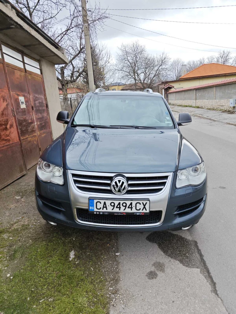 VW Touareg, снимка 3 - Автомобили и джипове - 53575954