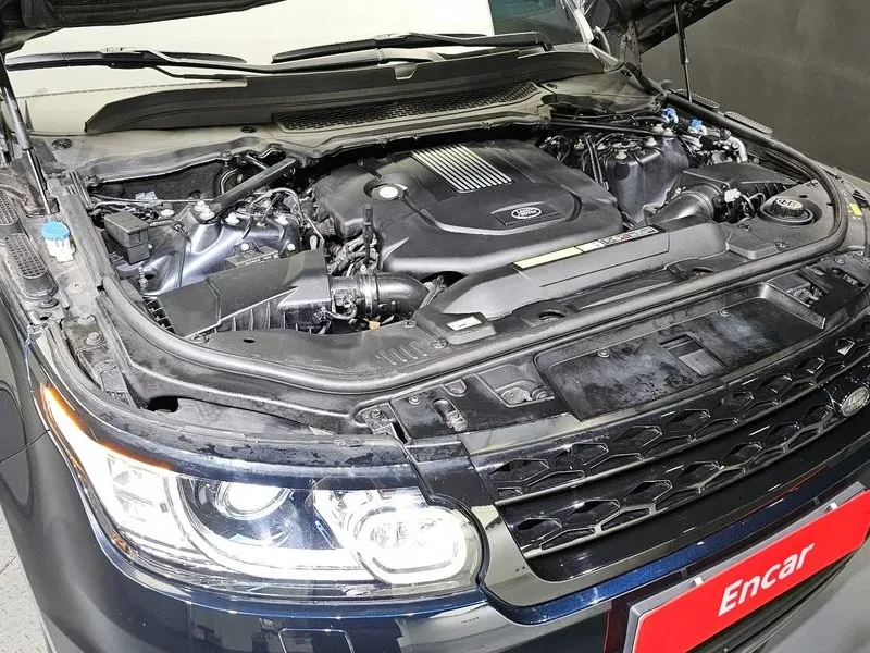 Land Rover Range Rover Sport 3.0D, снимка 6 - Автомобили и джипове - 54500522