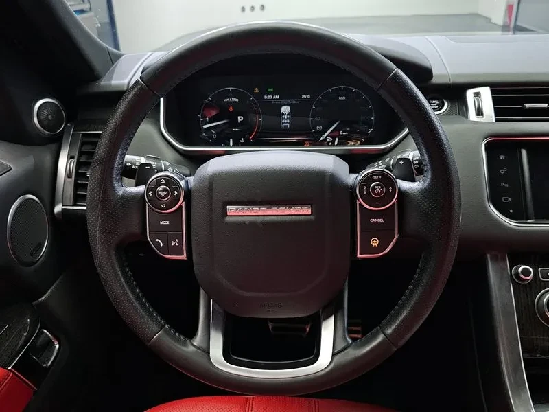 Land Rover Range Rover Sport 3.0D, снимка 13 - Автомобили и джипове - 54500522