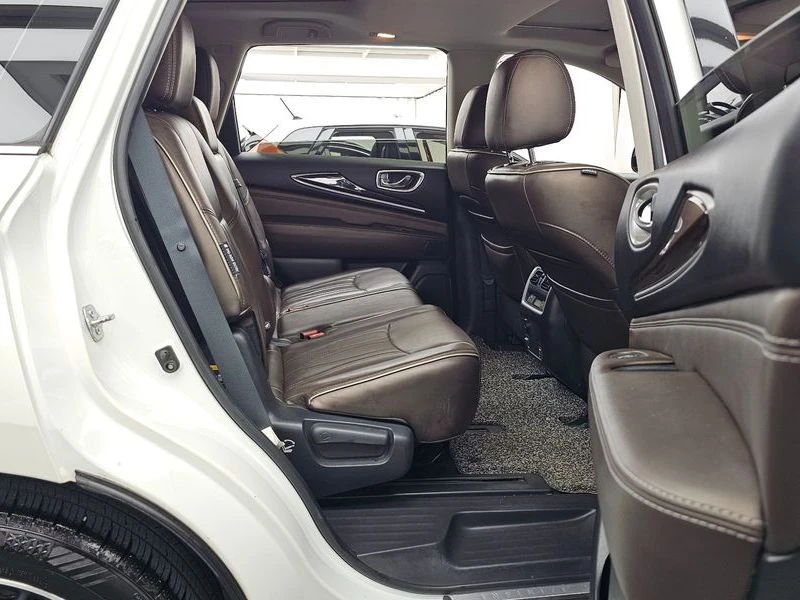 Infiniti QX60 3.5 Automatic, снимка 16 - Автомобили и джипове - 55597747