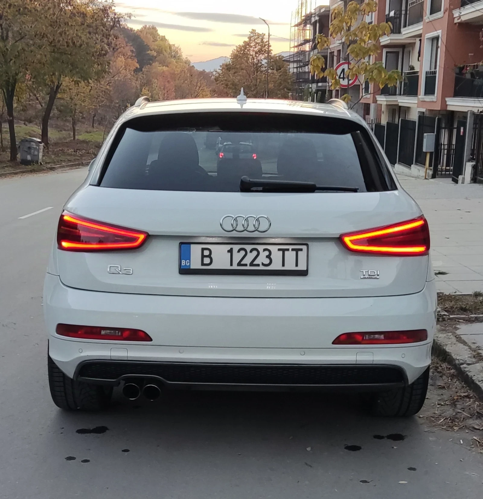 Audi Q3 2.0 TDI QUATTRO S-line  - изображение 4