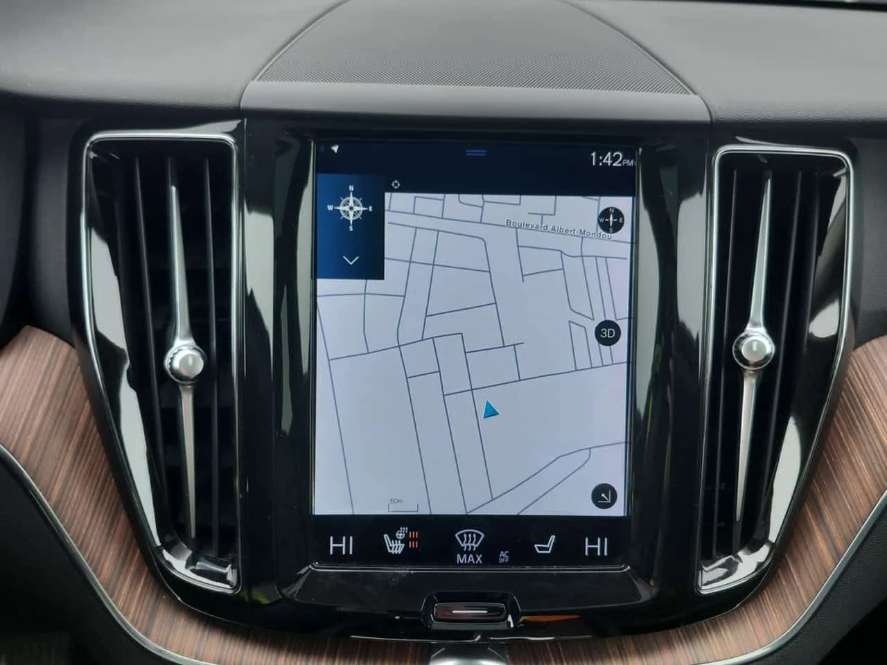 Volvo XC60 * MOMENTUM * ПАНОРАМА* ПАМЕТ* 2 КЛЮЧА* CARFAX *  - изображение 10