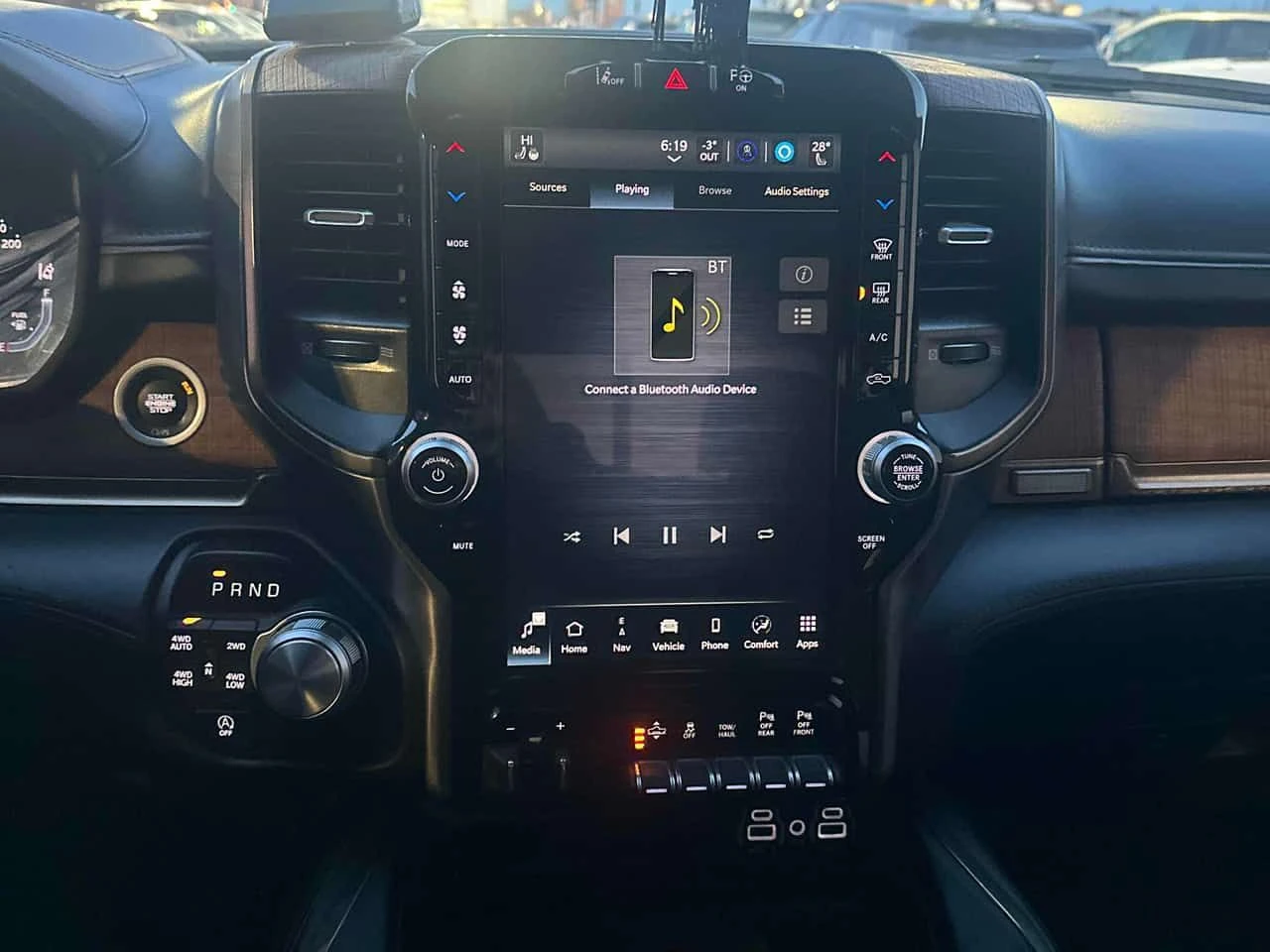 Dodge RAM 1500 * Limited Longhorn * ПАНО* ПОДГРЕВ* KEYLESS*  - изображение 9