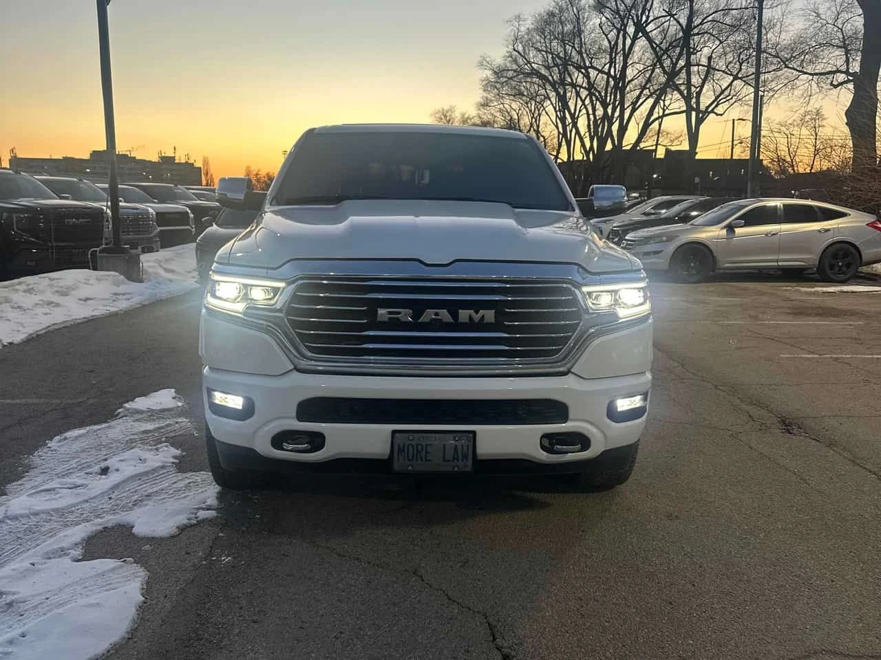 Dodge RAM 1500 * Limited Longhorn * ПАНО* ПОДГРЕВ* KEYLESS*  - изображение 6