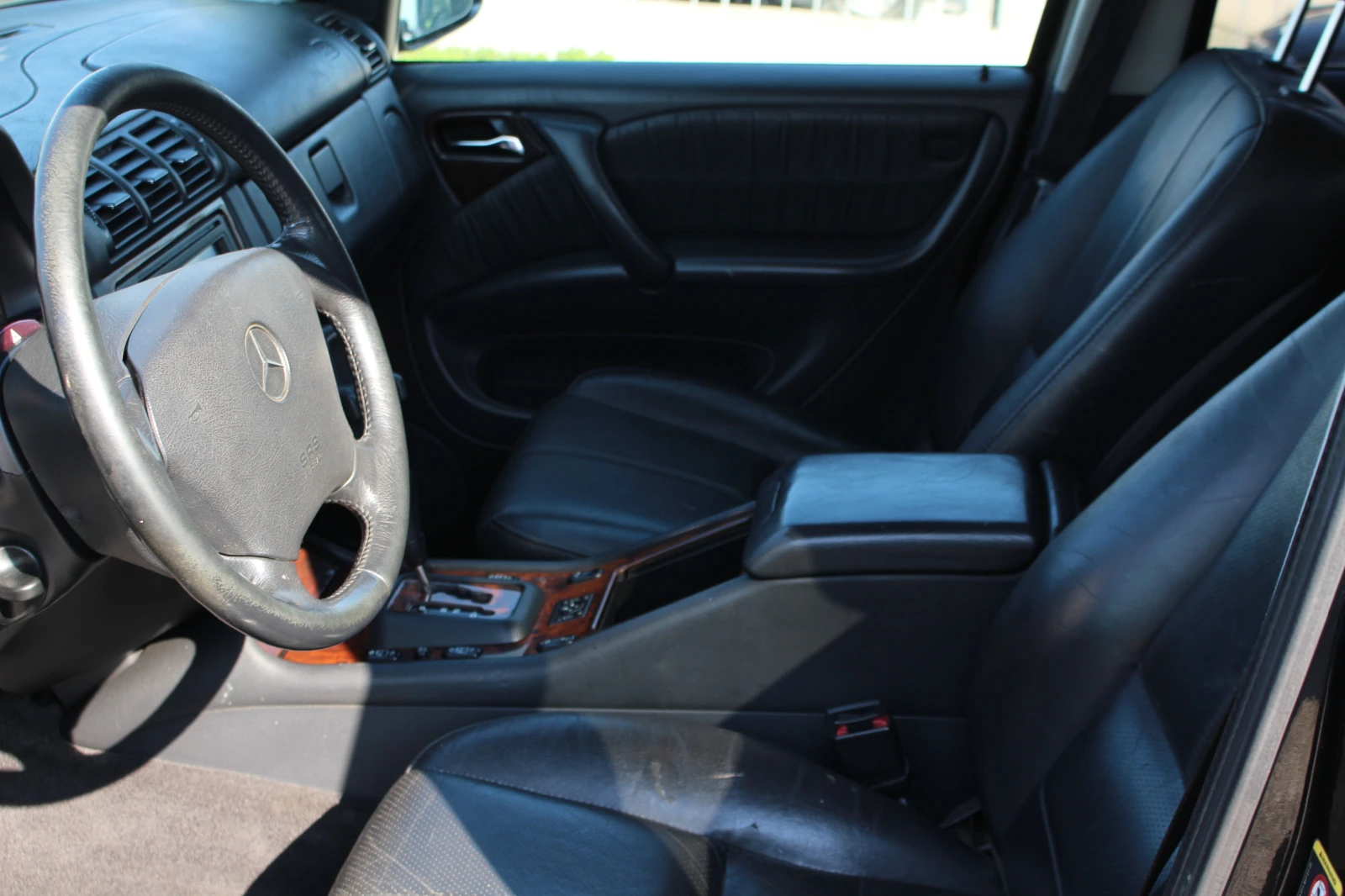 Mercedes-Benz ML 270 CDI, снимка 7 - Автомобили и джипове - 53760161