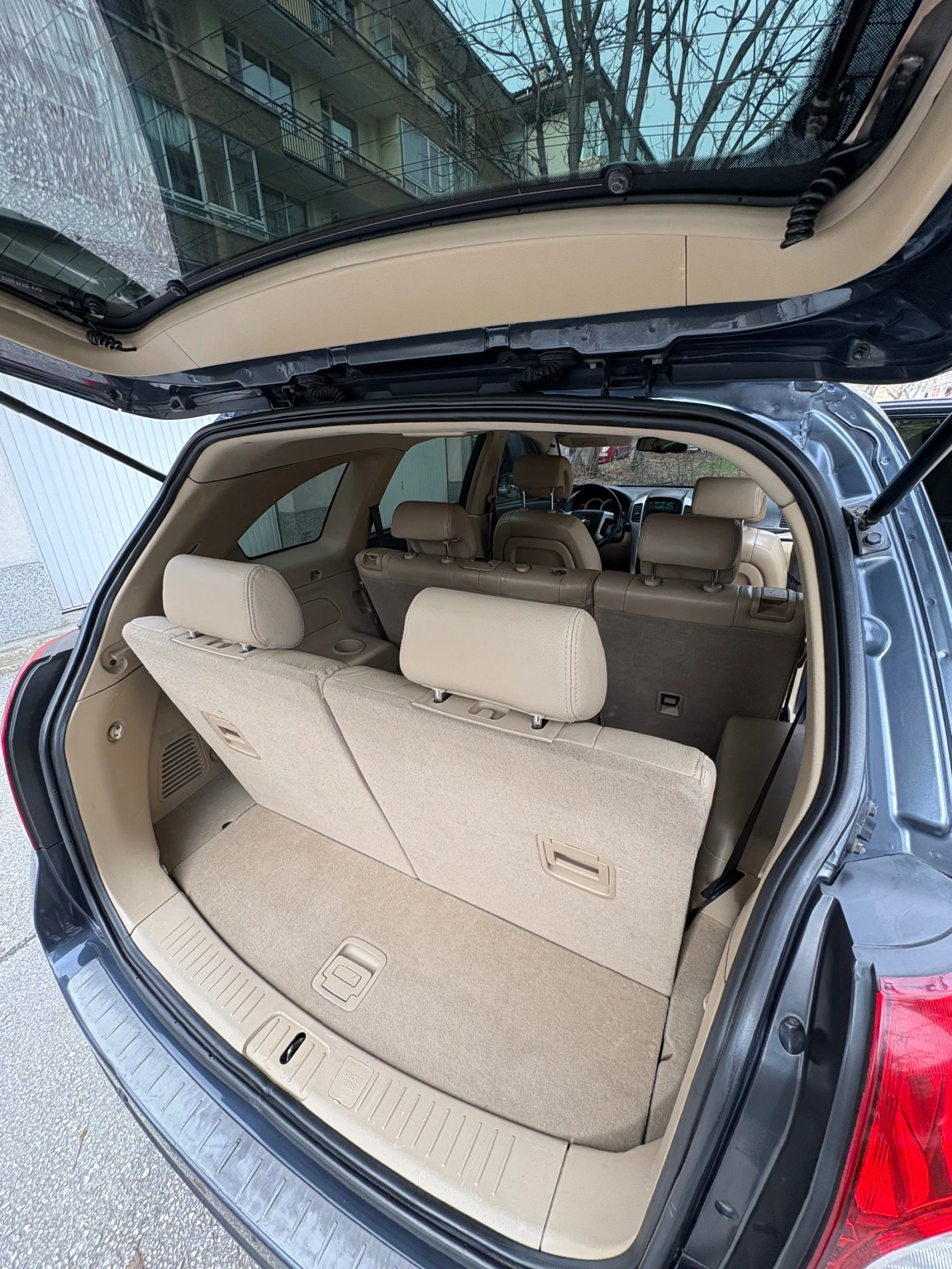 Chevrolet Captiva Chevrolet Captiva 2.0d 4x4 , снимка 11 - Автомобили и джипове - 54034137