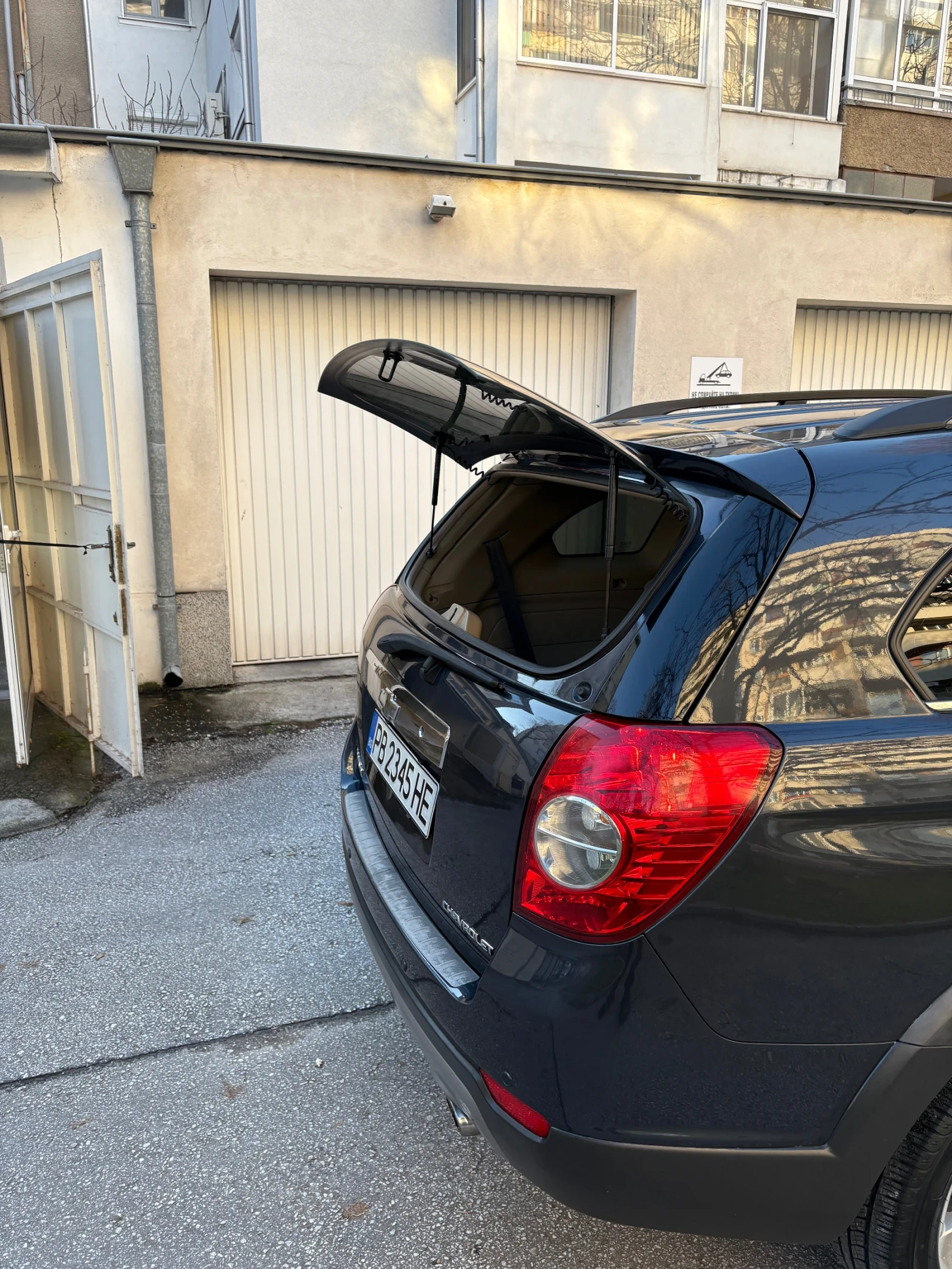 Chevrolet Captiva Chevrolet Captiva 2.0d 4x4 , снимка 10 - Автомобили и джипове - 54034137