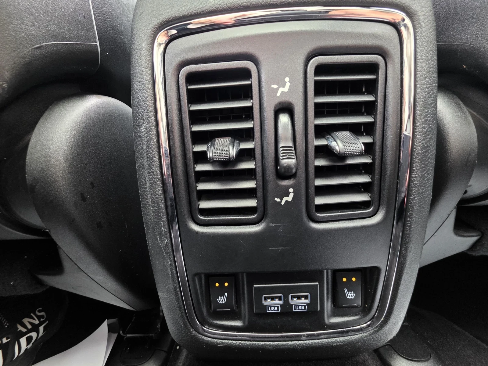 Jeep Grand cherokee OVERLAND= PANO= DISTRONIK, снимка 17 - Автомобили и джипове - 54038986