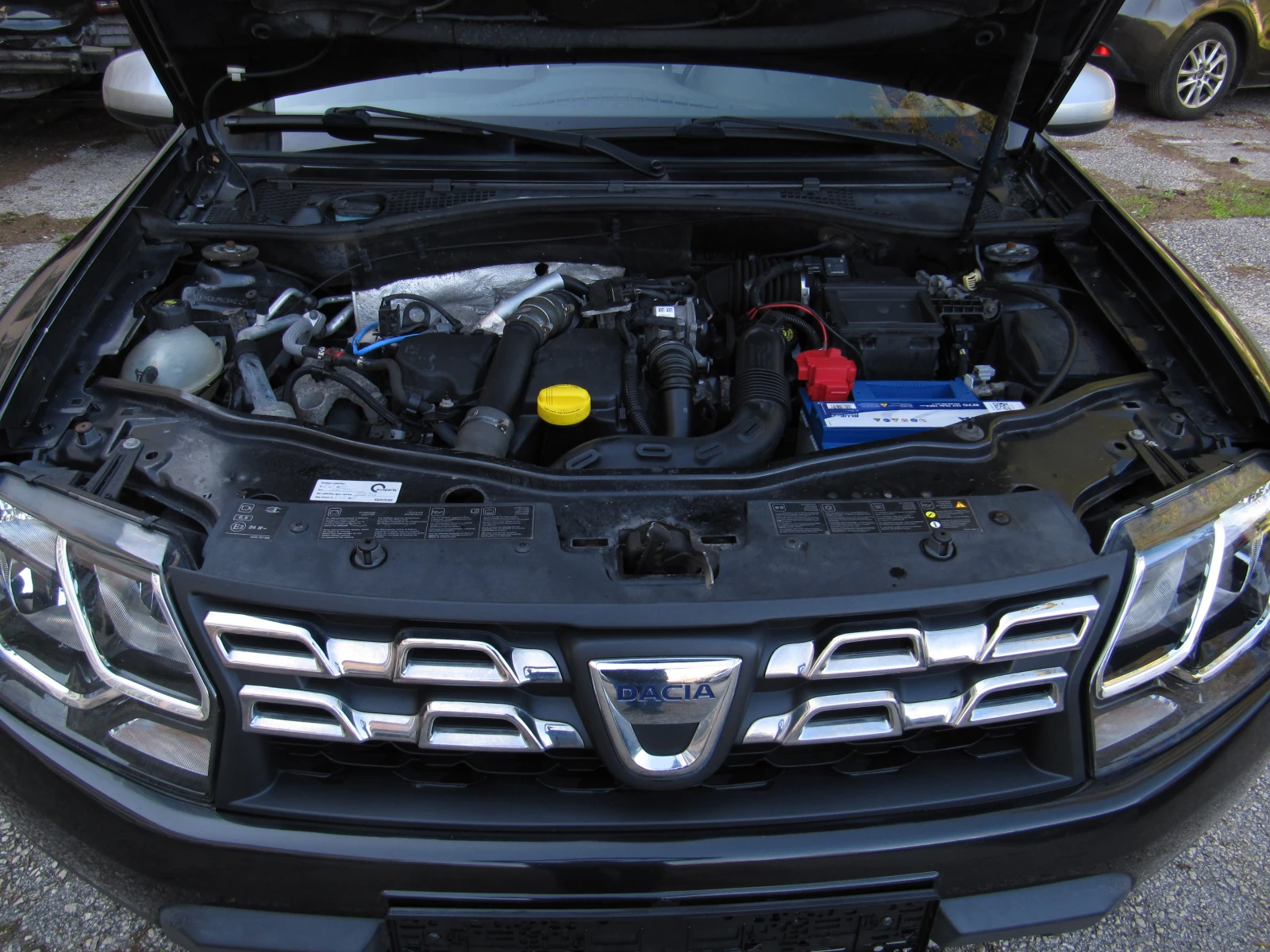 Dacia Duster 1.5dci 4X4 NAVI, снимка 16 - Автомобили и джипове - 54316097