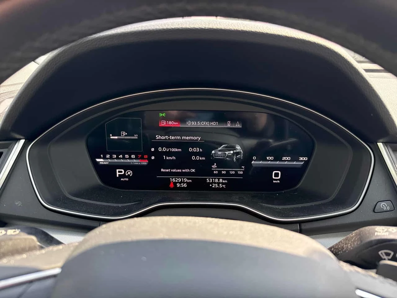 Audi Q5  Sportback/Progressiv/ДИСТРО/ОБДУХ/+ ГУМИ И ДЖАНТИ, снимка 7 - Автомобили и джипове - 54840878