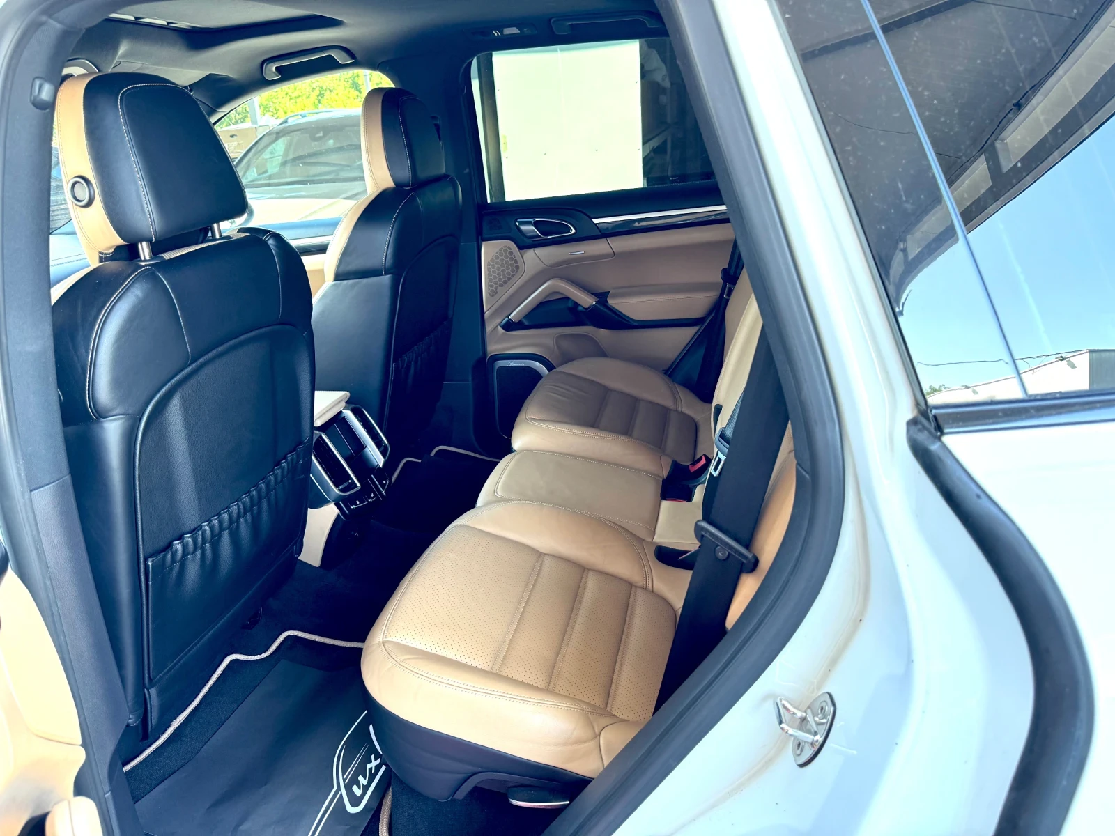 Porsche Cayenne 4.2d#GTS PACK#BURMESTER#ОБДУХВАНЕ#EXCLUSIVE#FULL, снимка 14 - Автомобили и джипове - 55306086