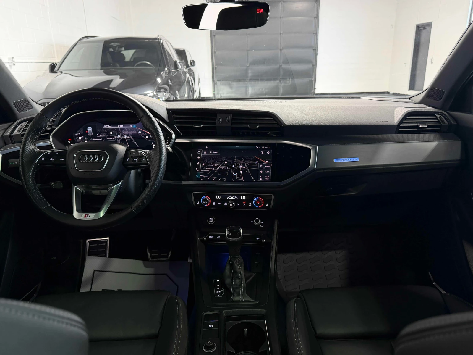 Audi Q3 * Technik * CARFAX * ОПЦИЯ ЗА ФИНАНСИРАНЕ, снимка 7 - Автомобили и джипове - 55954917