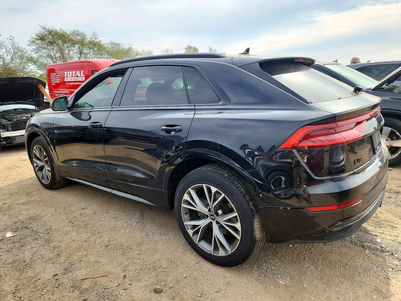 Audi Q8 3.0l Premium, снимка 2 - Автомобили и джипове - 56746794