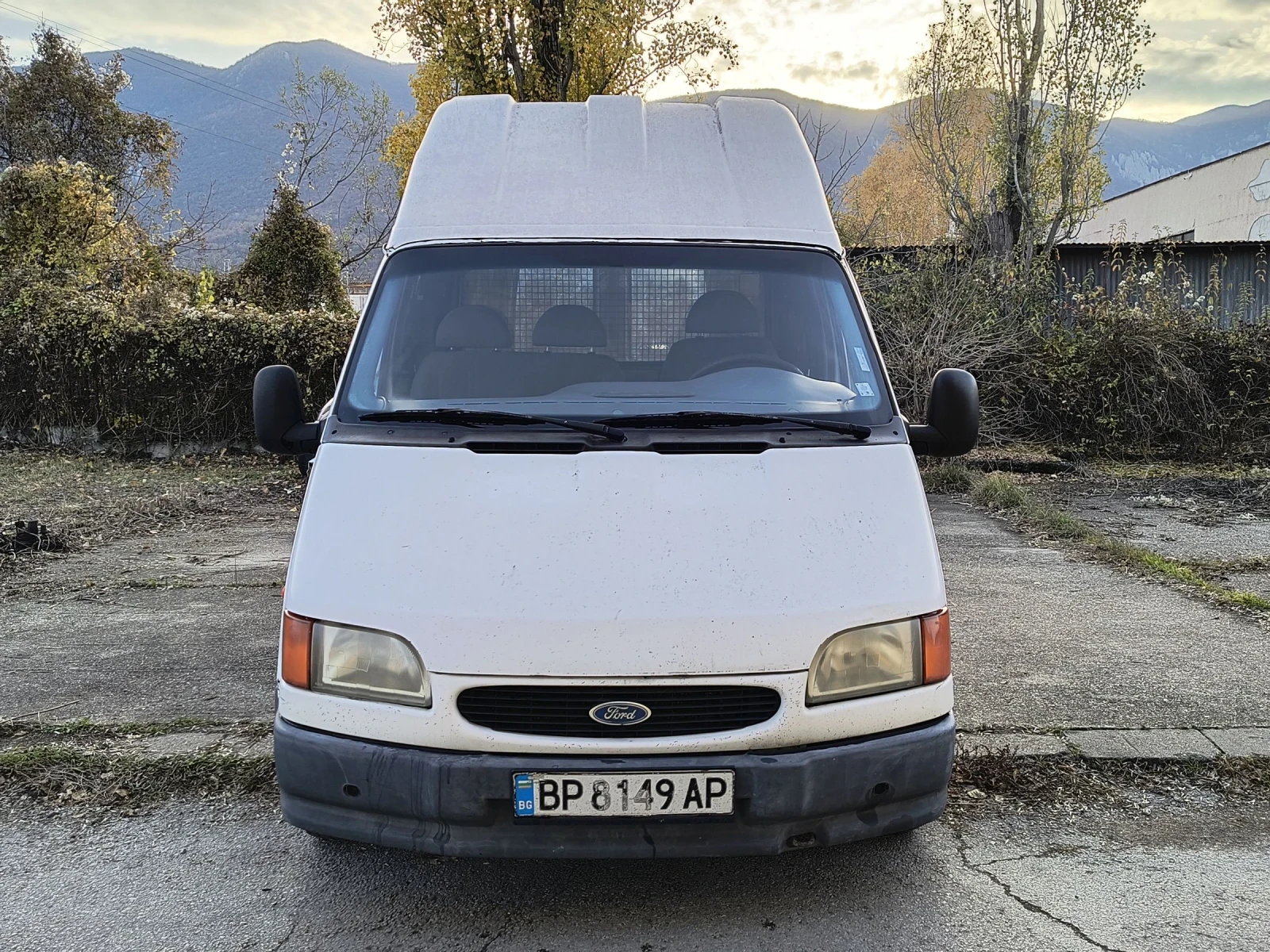 Ford Transit 2.5D  - изображение 7