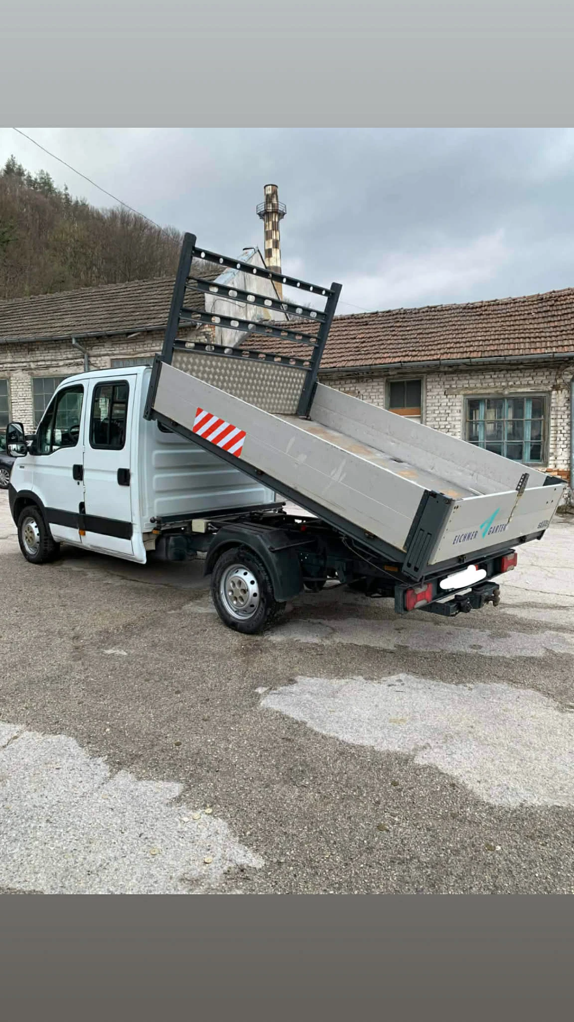 Iveco Daily -тристранен самосвал, снимка 2 - Бусове и автобуси - 54005009