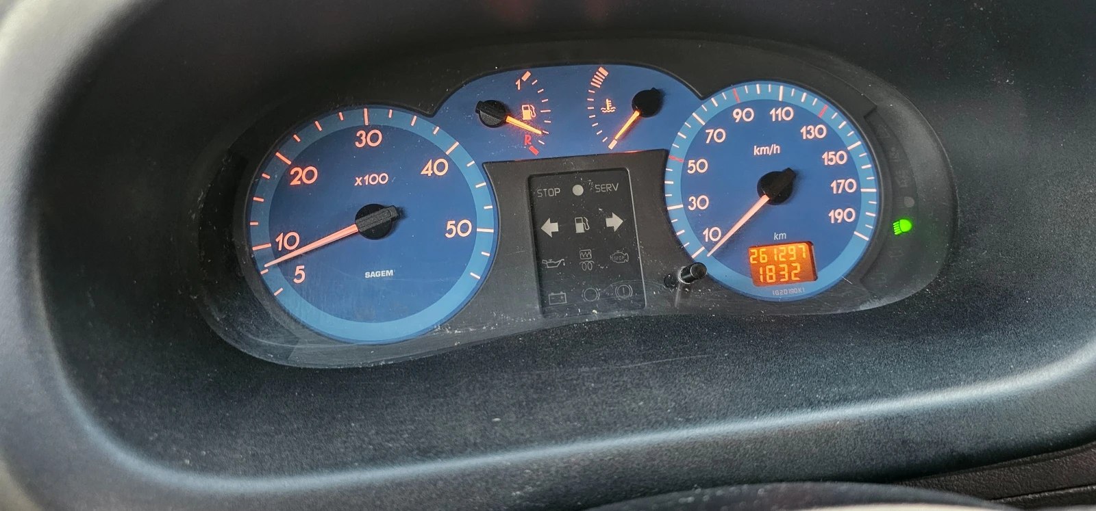 Renault Master Т28 2.2dCi, снимка 12 - Бусове и автобуси - 54682233