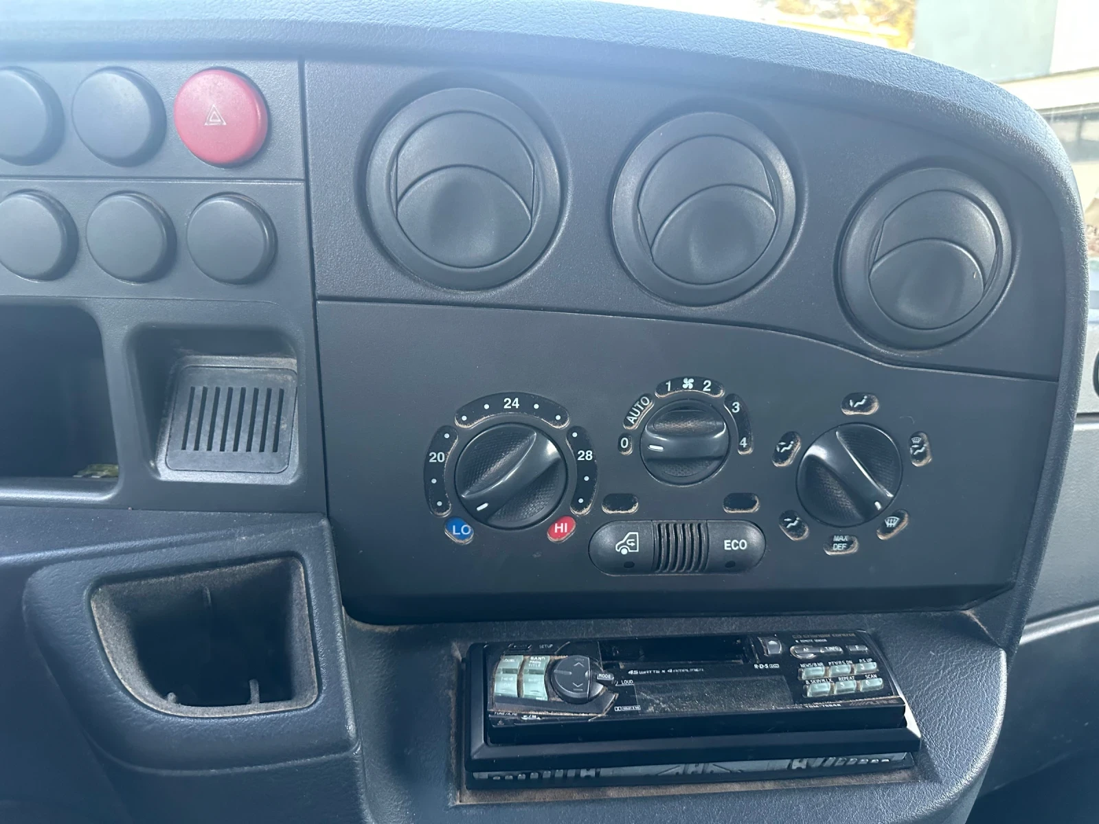 Iveco Daily 35С17, снимка 7 - Бусове и автобуси - 56016222