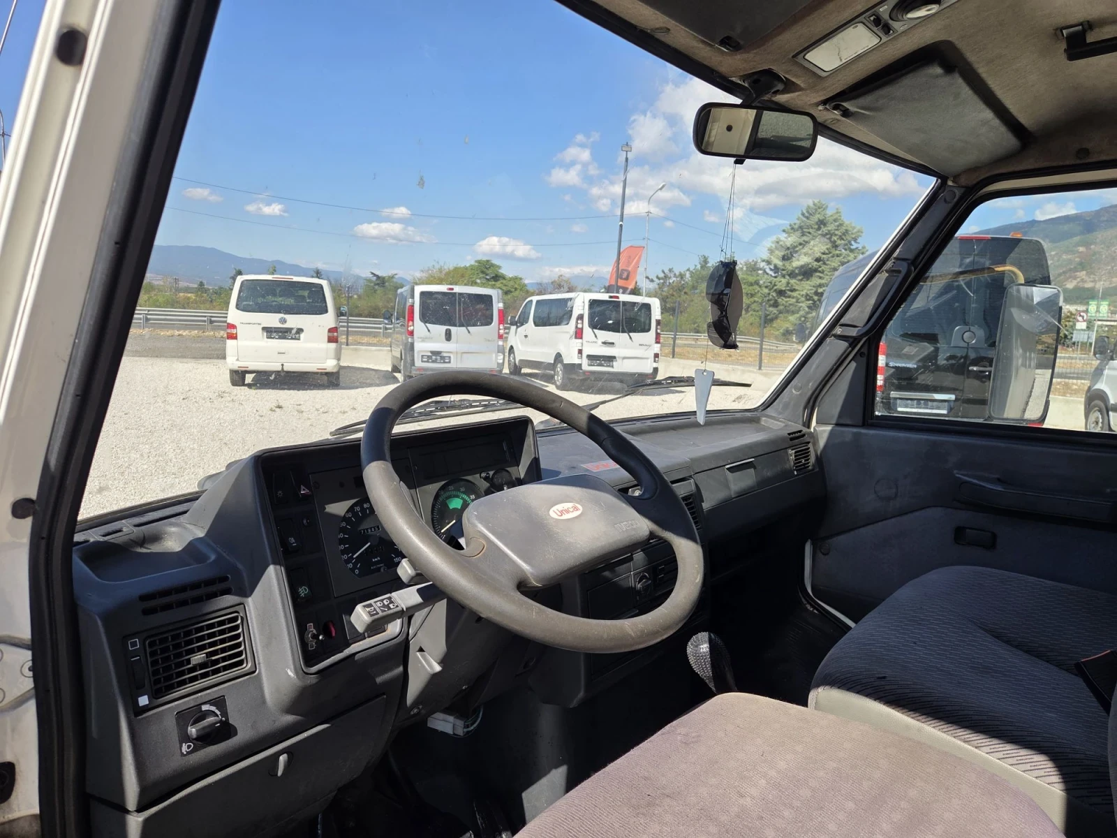 Iveco Daily 4.85m, снимка 6 - Бусове и автобуси - 56070117